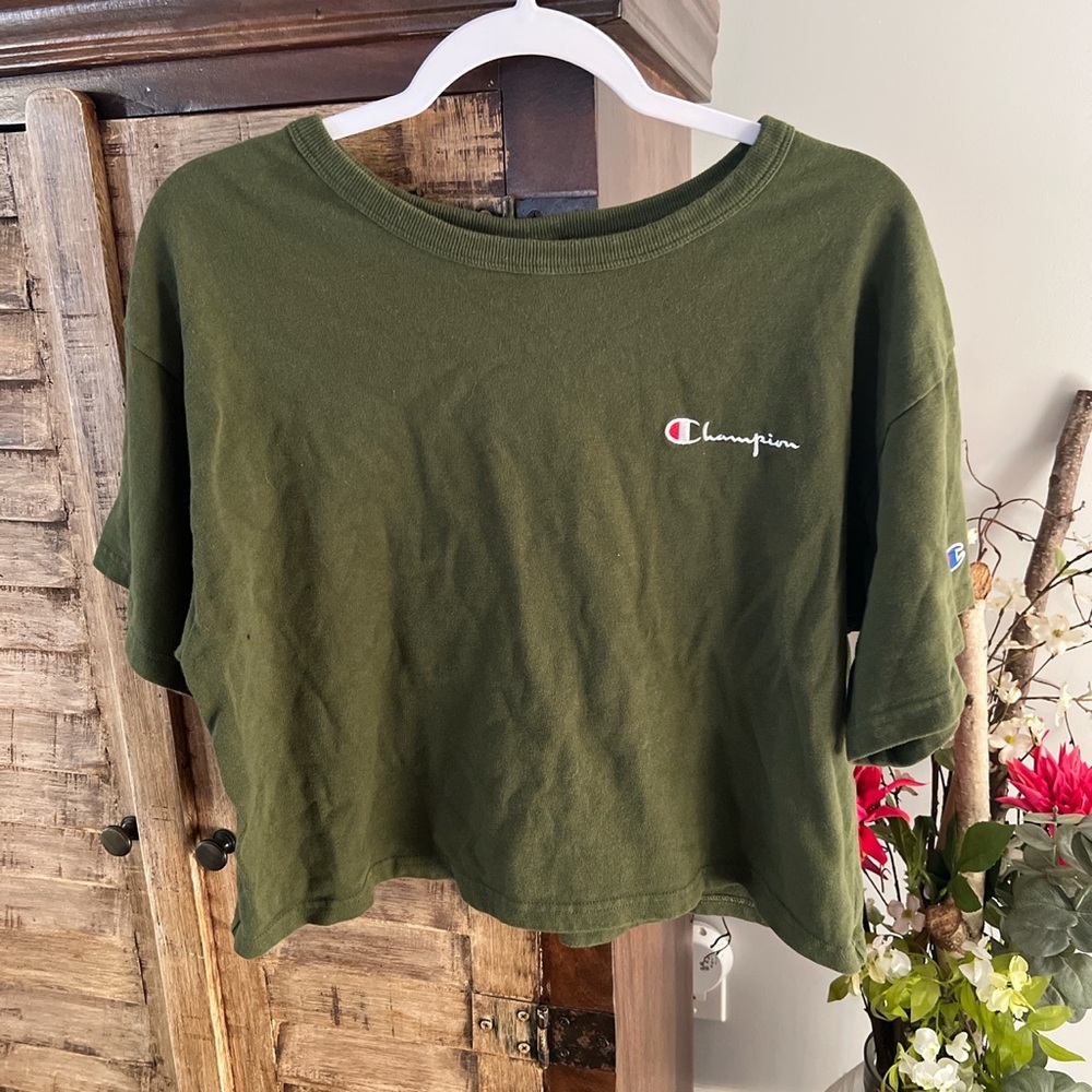 Champion Cropped Tee from Urban Outfitters